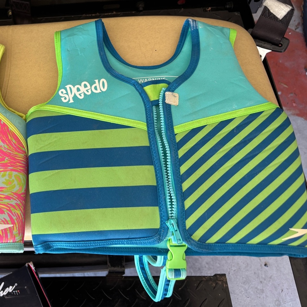 Speedo swim vest